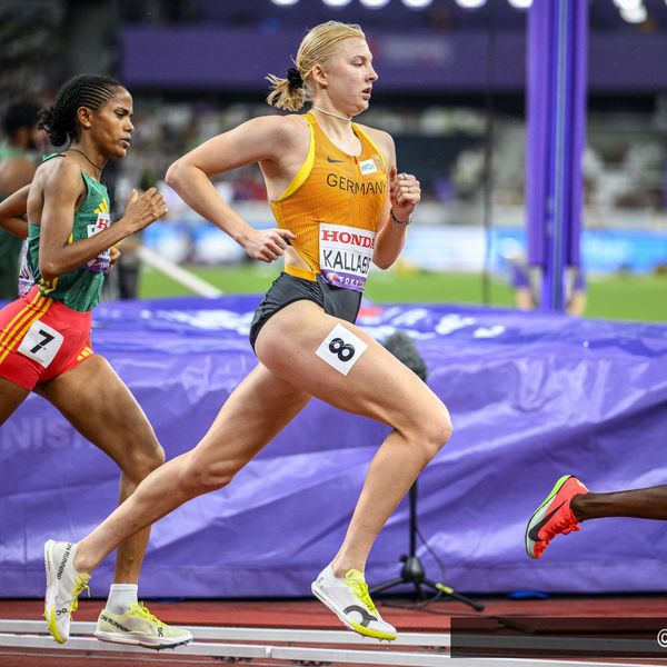 Jolanda Kallabis (FT 1844 Freiburg) in Runde 1 über 1.500 Meter 