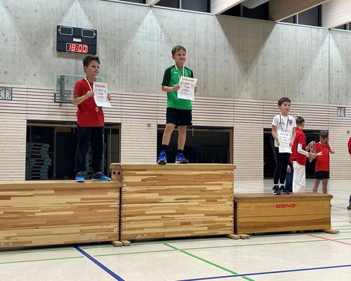 Bunte Siegerpodeste in Erbach